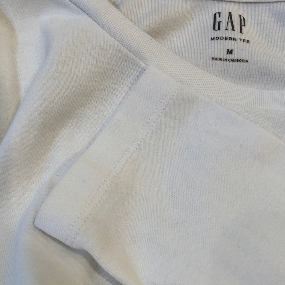 GAP White Long Sleeve Tee - Picture 3 of 3